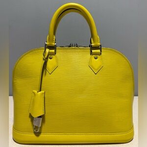 Louis Vuitton Alma PM Epi Leather